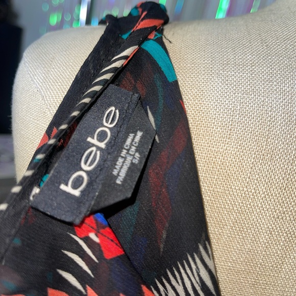 Bebe Aztec cold shoulder dress - Picture 7 of 7